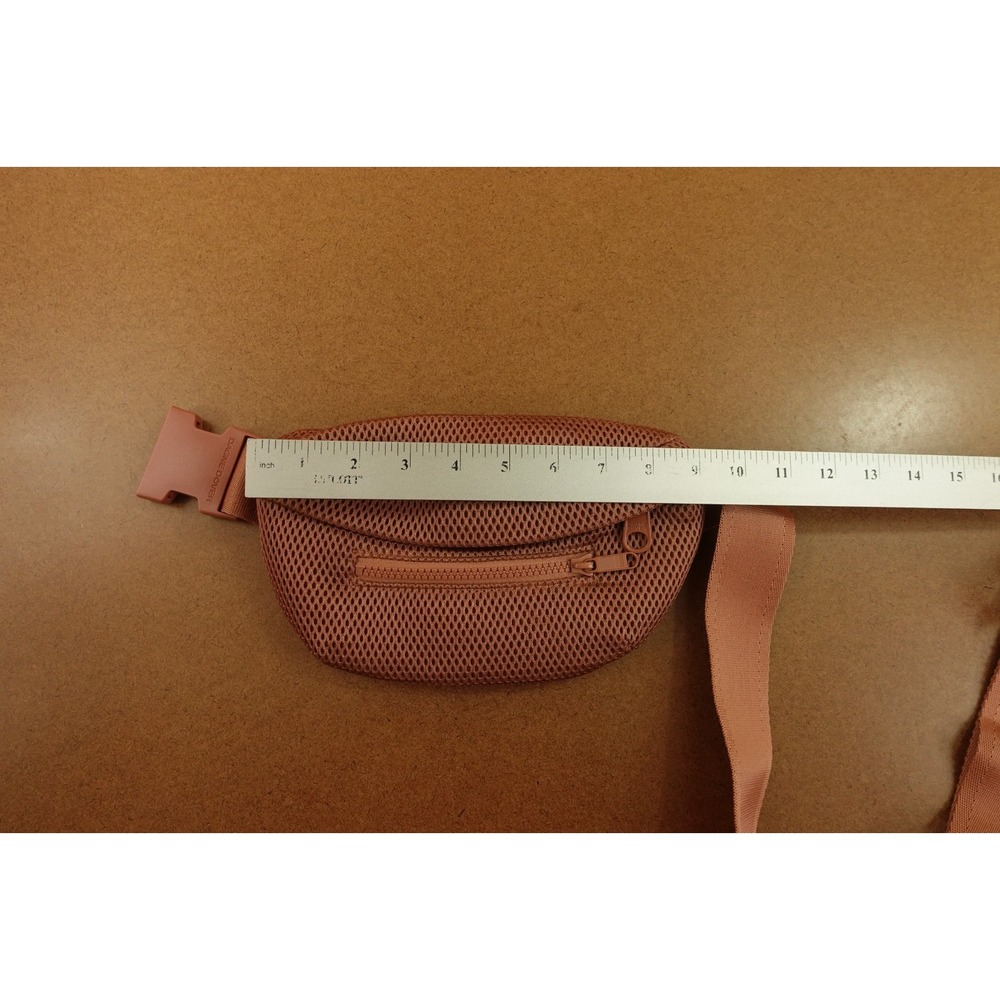 Dagne Dover Brown 9.25" x 2.75" x 5.5" Ace Neoprene Fanny Crossbody Pack New - Picture 4 of 7